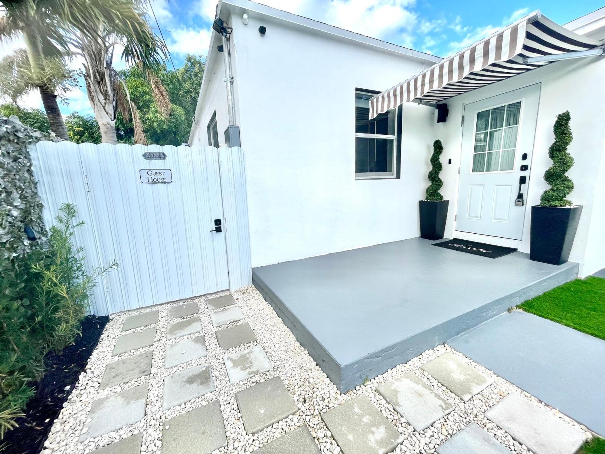 Casa de férias Casamia Only 10 Min To Wynwood With New Pool, Bikes, Parking And Privacy *