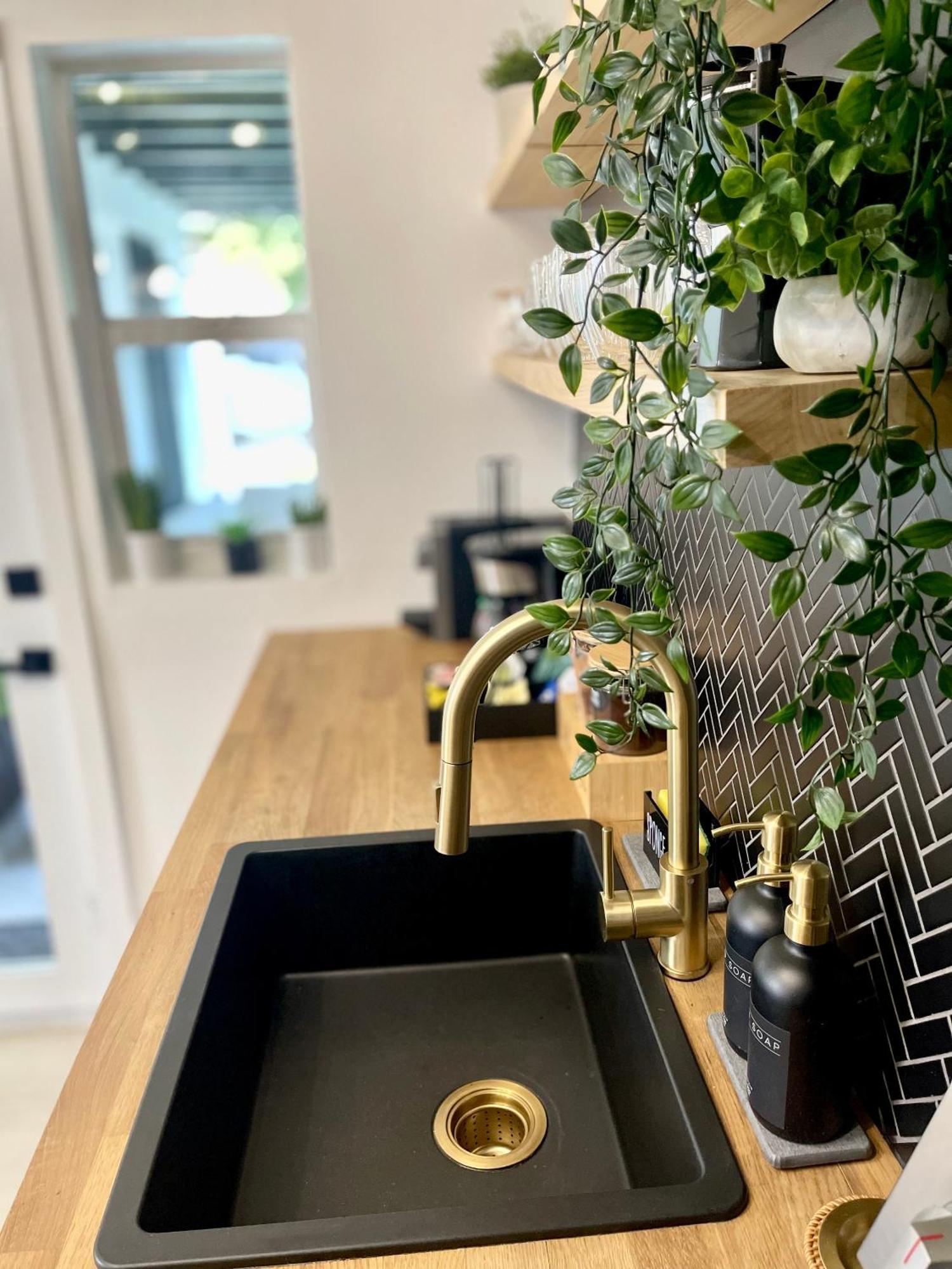 Casamia Only 10 Min To Wynwood With New Pool, Bikes, Parking And Privacy Casa de férias