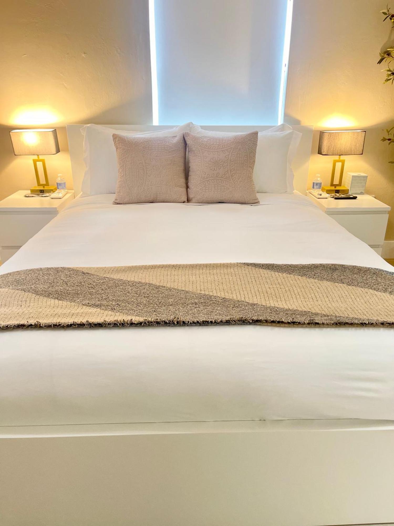 Casamia Only 10 Min To Wynwood With New Pool, Bikes, Parking And Privacy * Miami