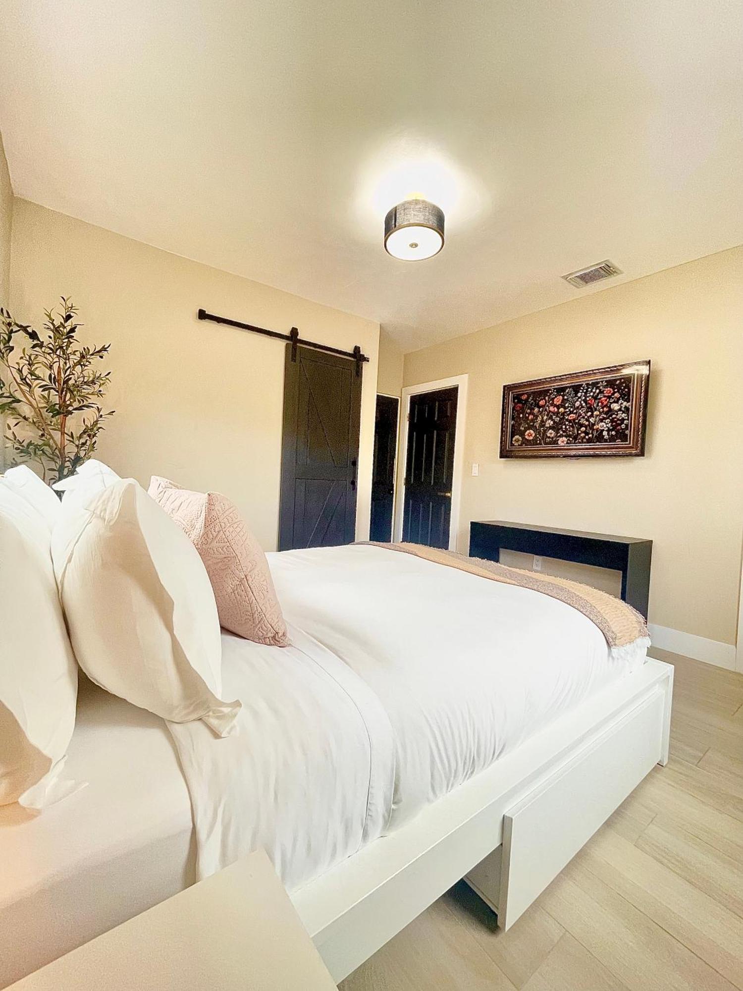 Casamia Only 10 Min To Wynwood With New Pool, Bikes, Parking And Privacy Casa de férias *